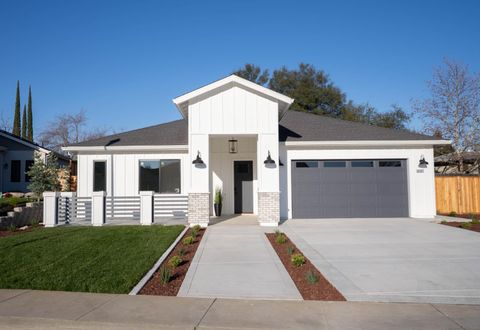 4107 Hardrock Court Rocklin CA 95677