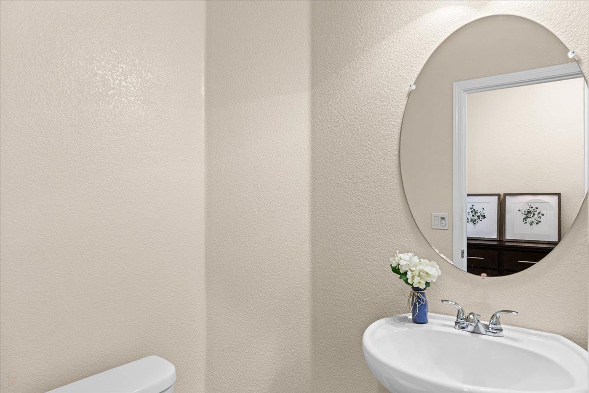 Atwater, California 95301, United States, 4 Bedrooms Bedrooms, ,4 BathroomsBathrooms,Residential,Active,190799