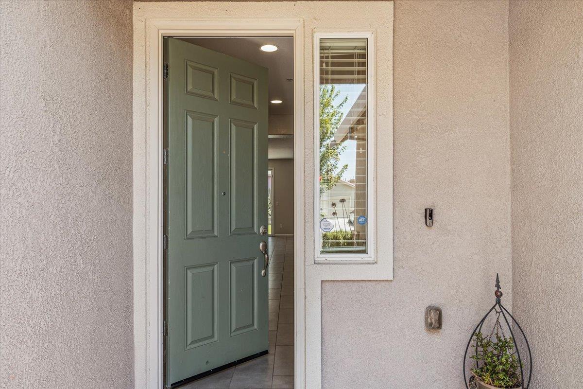 Atwater, California 95301, United States, 4 Bedrooms Bedrooms, ,4 BathroomsBathrooms,Residential,Active,190799