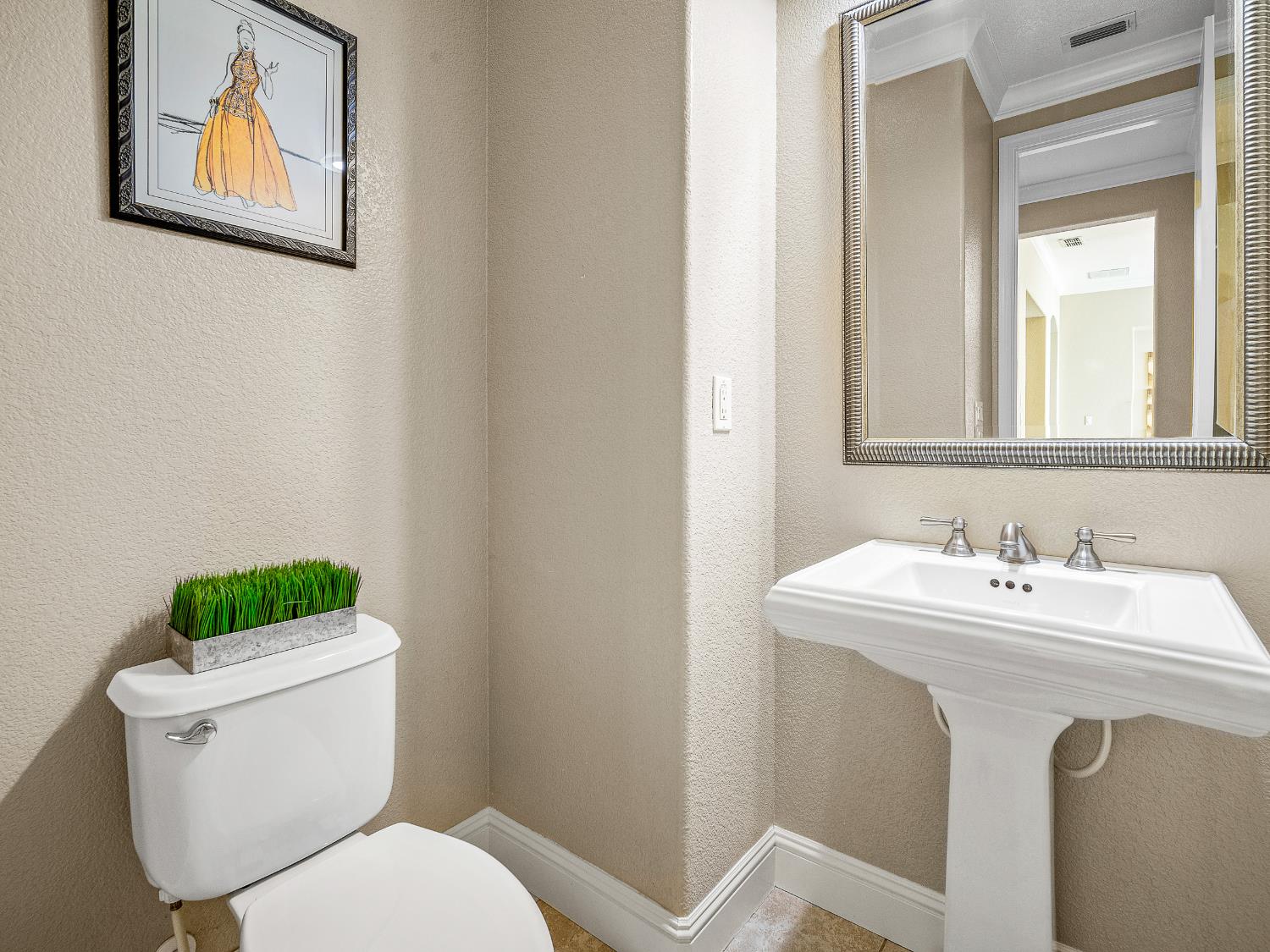 El Dorado Hills, California 95762, United States, 4 Bedrooms Bedrooms, ,5 BathroomsBathrooms,Residential,Active,226155