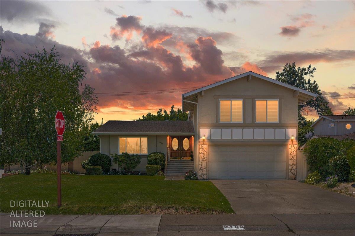 9188 Starina Way