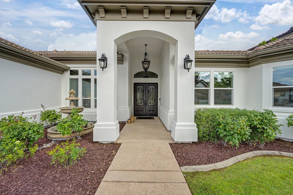 640 Russell Drive