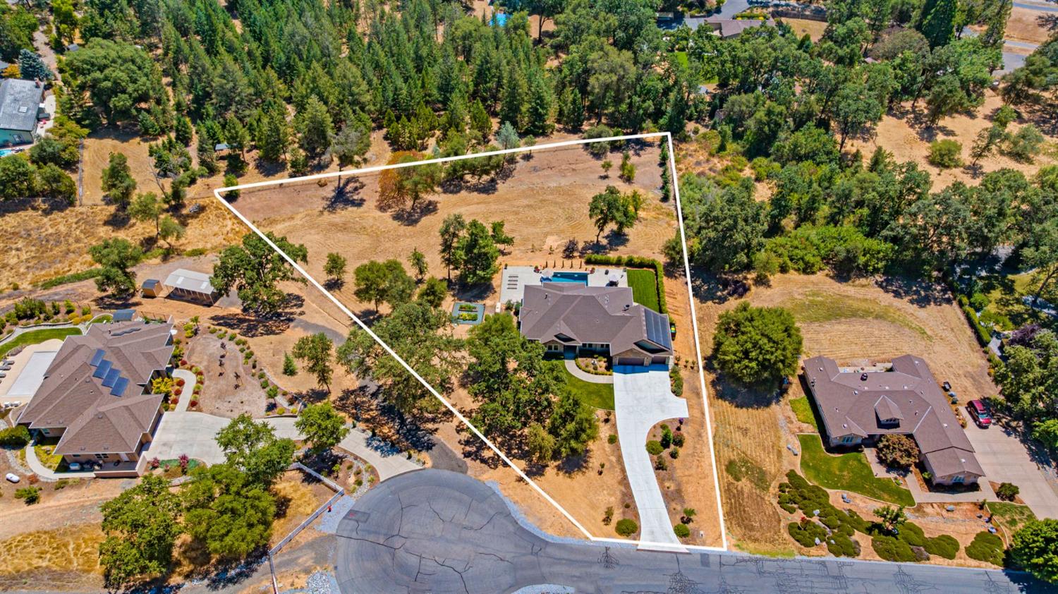 2589 Colin Road