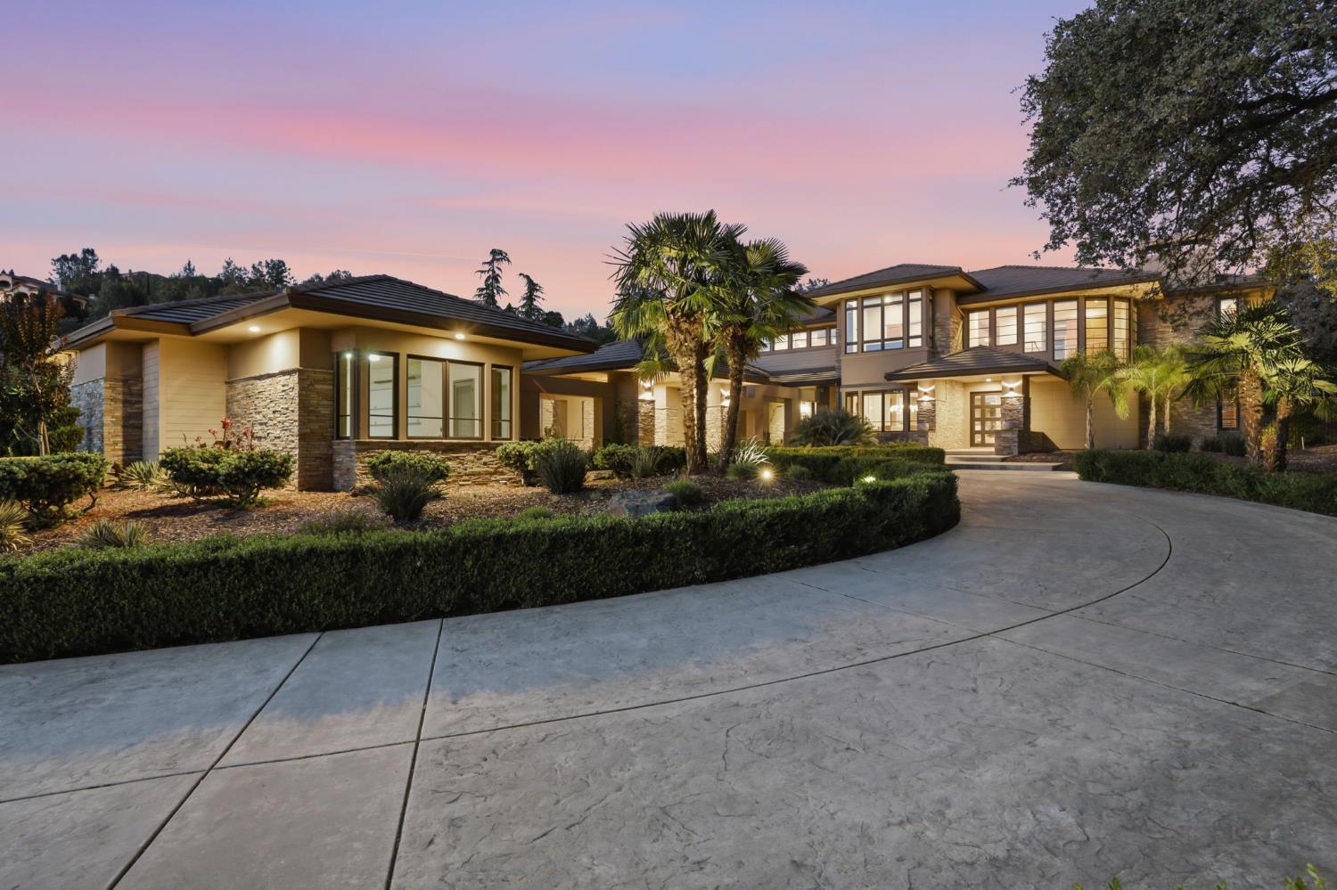 988 Villa Del Sol