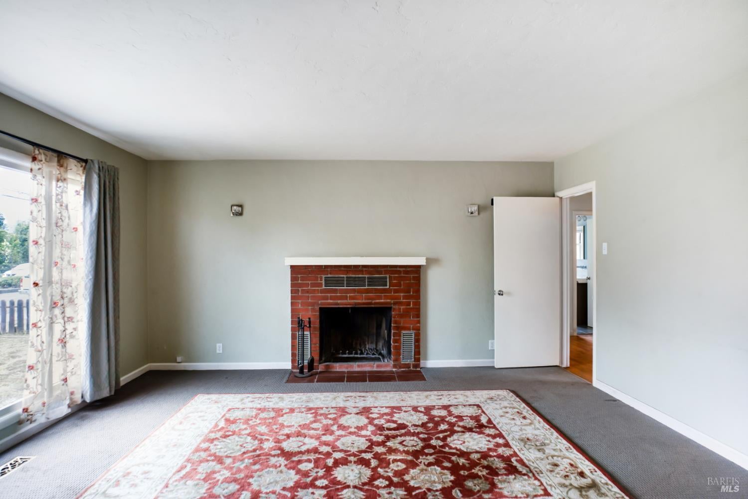 1300 Vallejo Avenue
