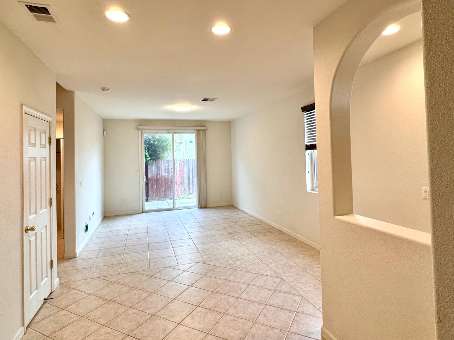 2473 Huckleberry Circle