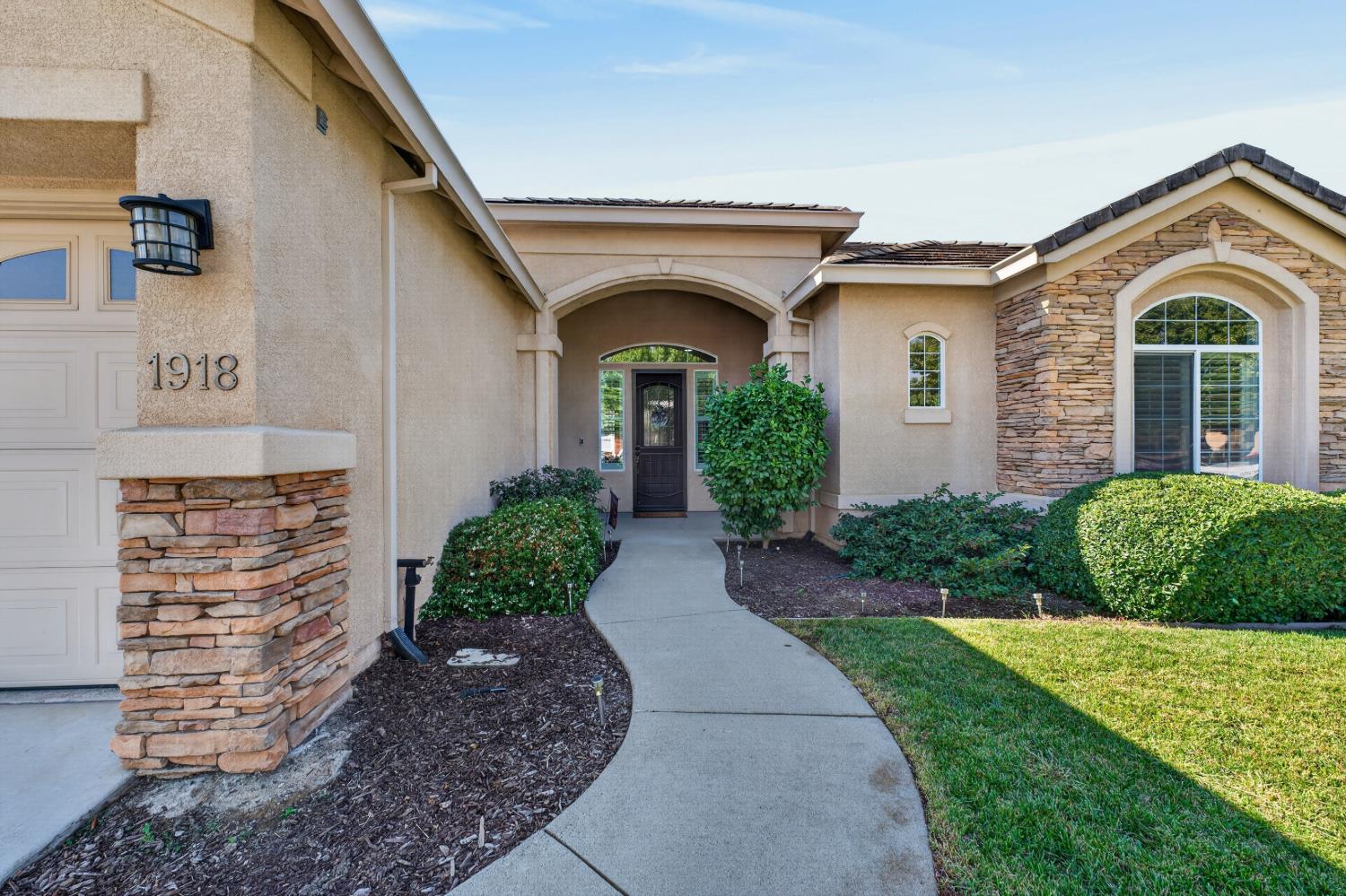 1918 Heidi Way