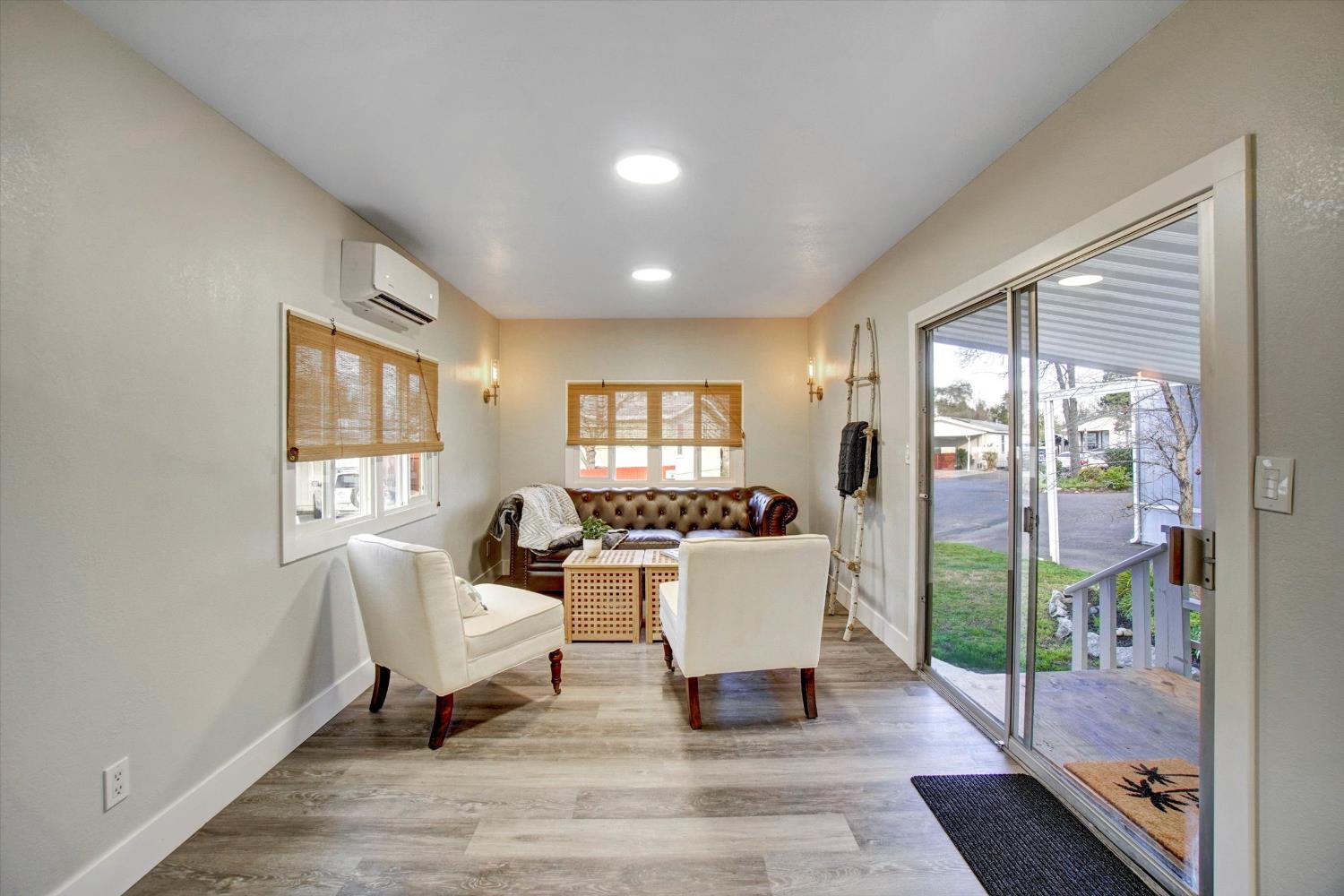 6805 Douglas Blvd 19