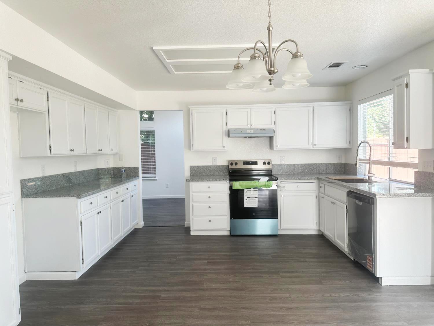 4624 Castle Cary Lane