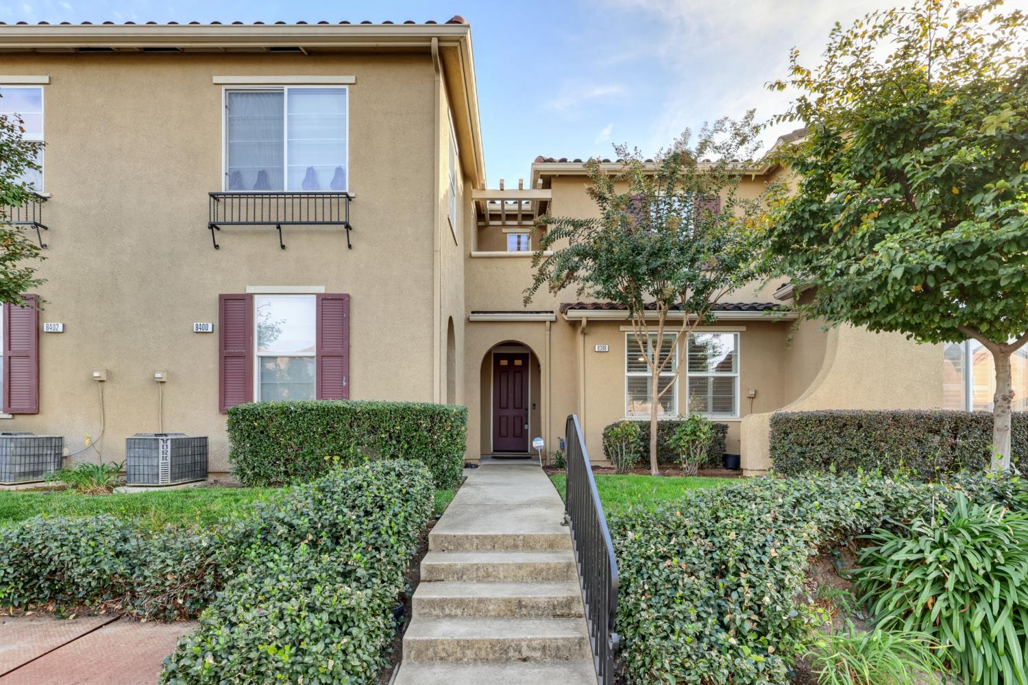 8398 Crystal Walk Circle