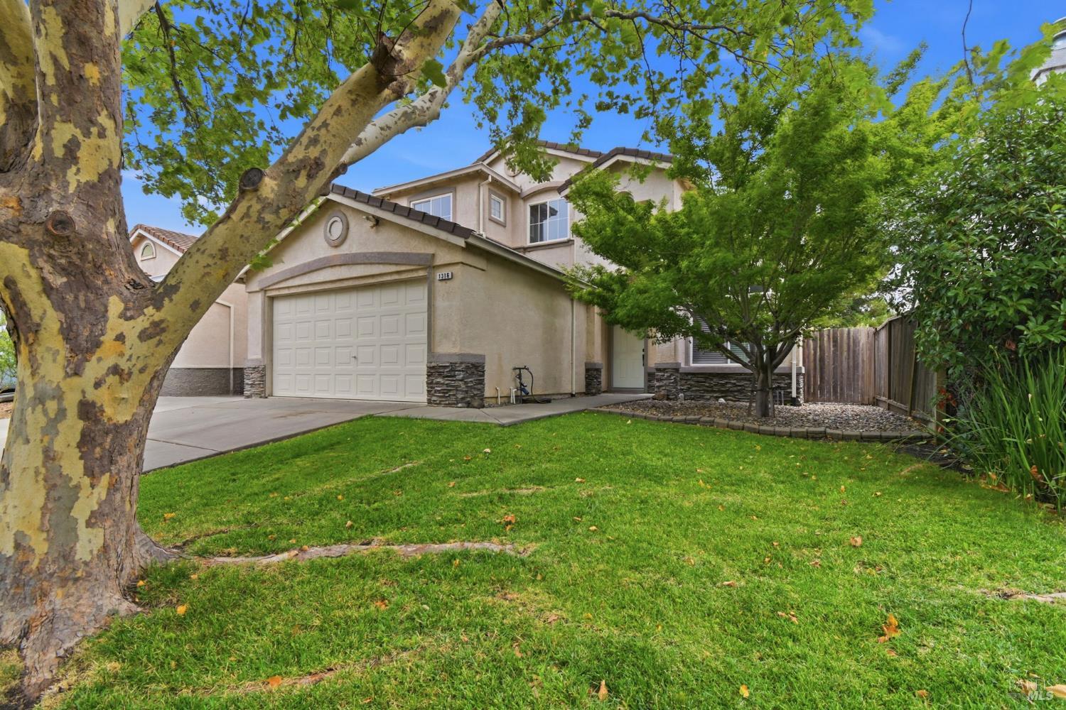 1316 Summer Grove Circle