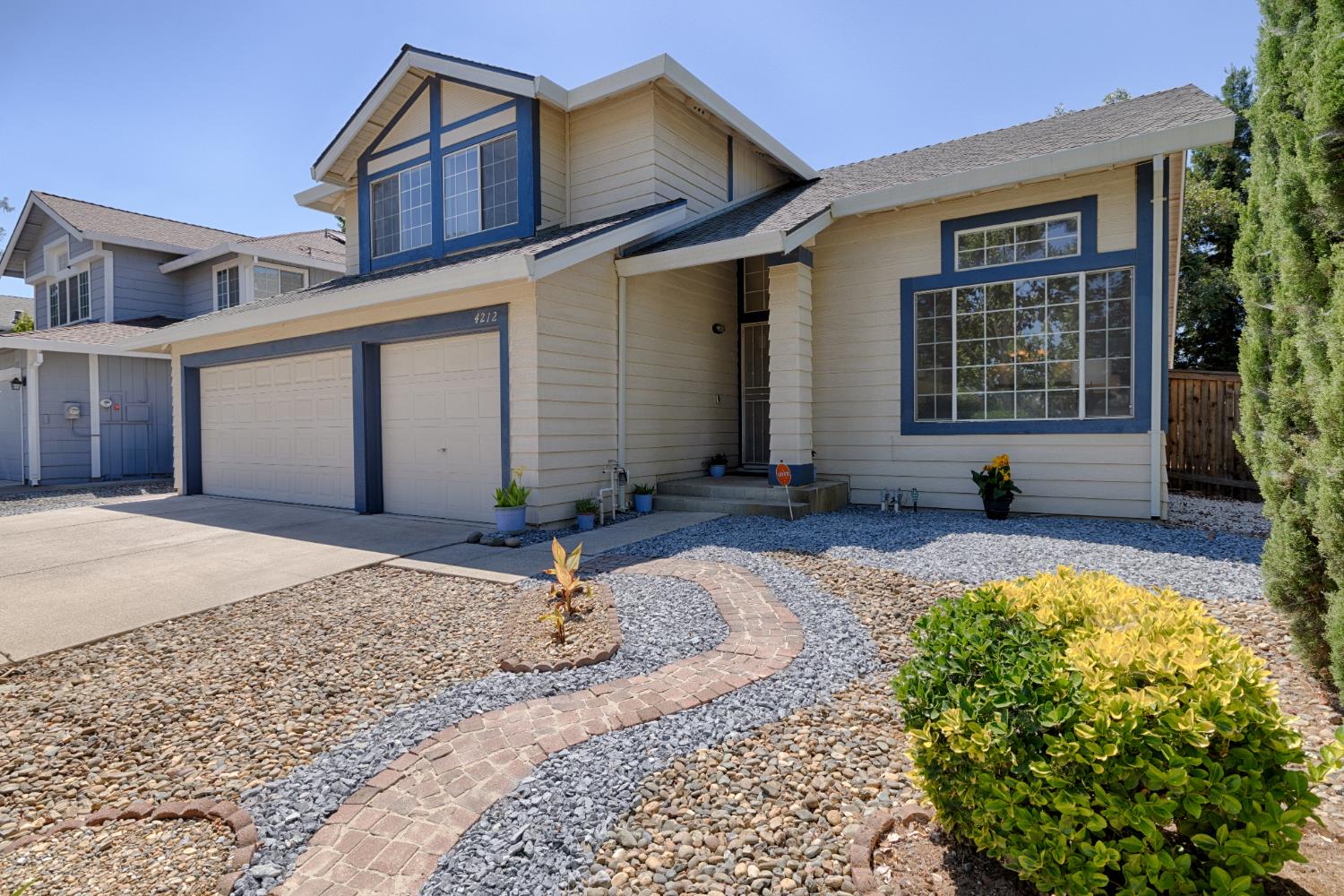 4212 Pearl Wood Way