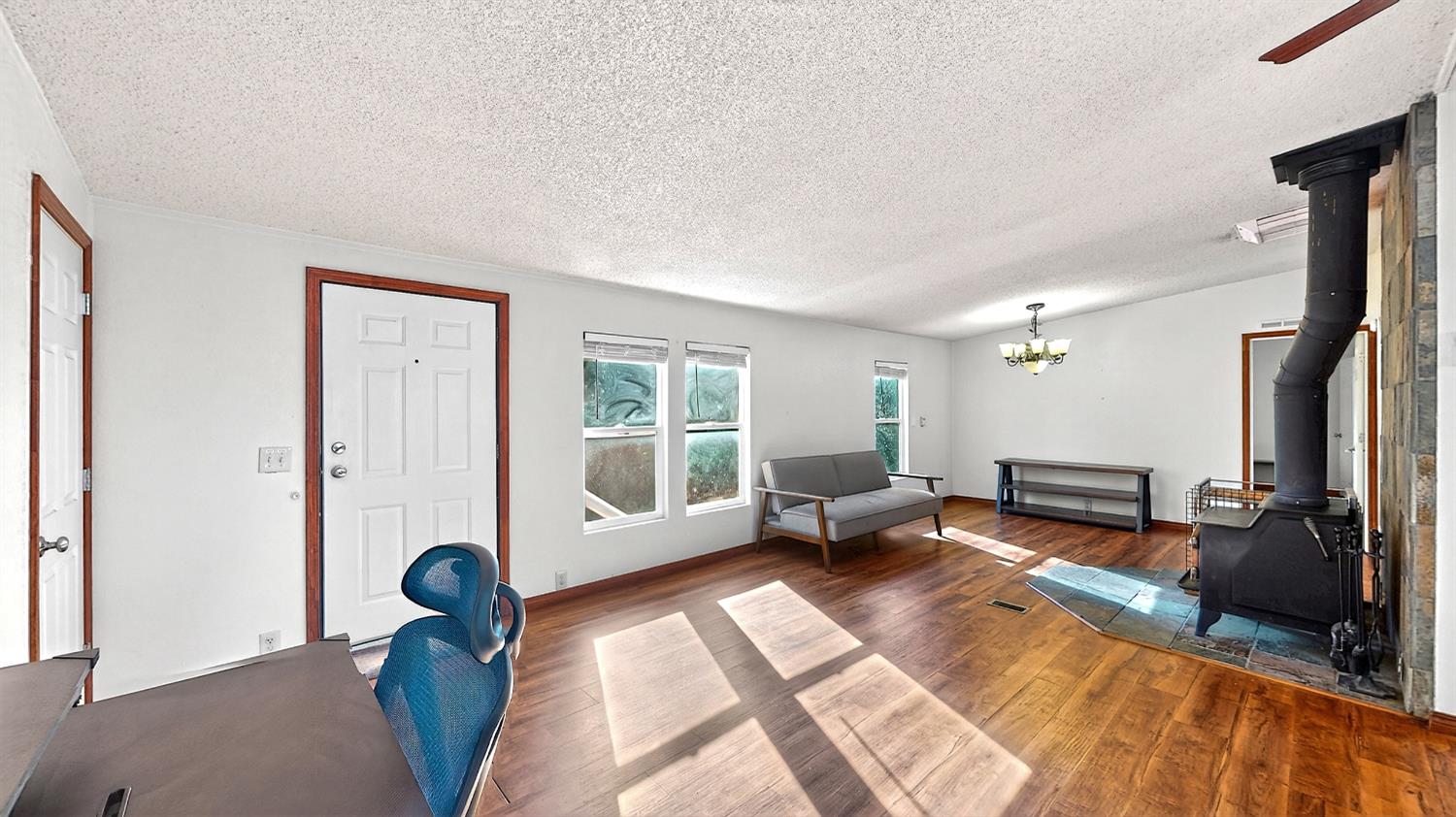 22292 N Tuolumne Road