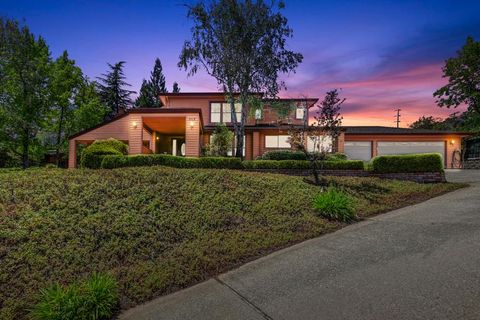 MLS: 225041196