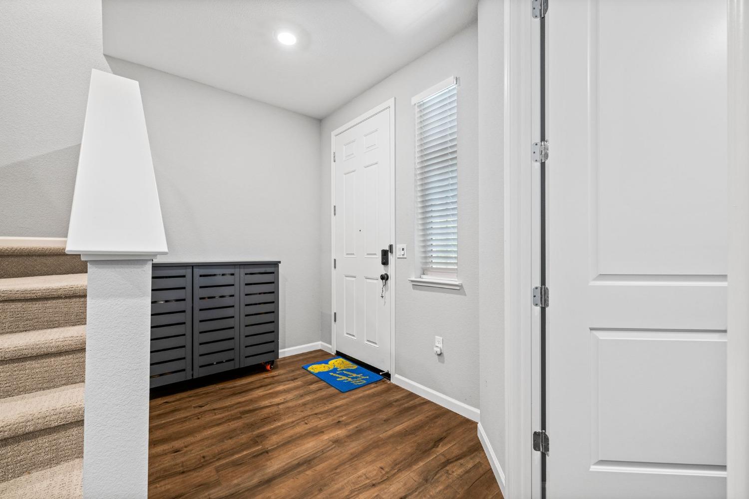 2945 Toulouse Walk