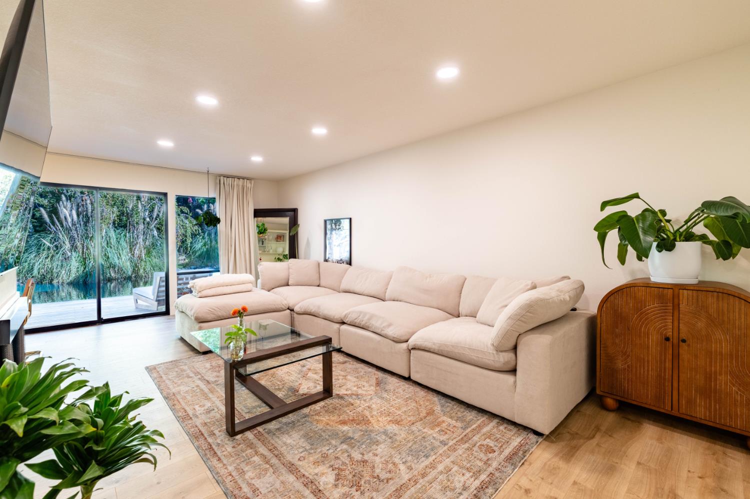 2484 Larkspur Lane 183