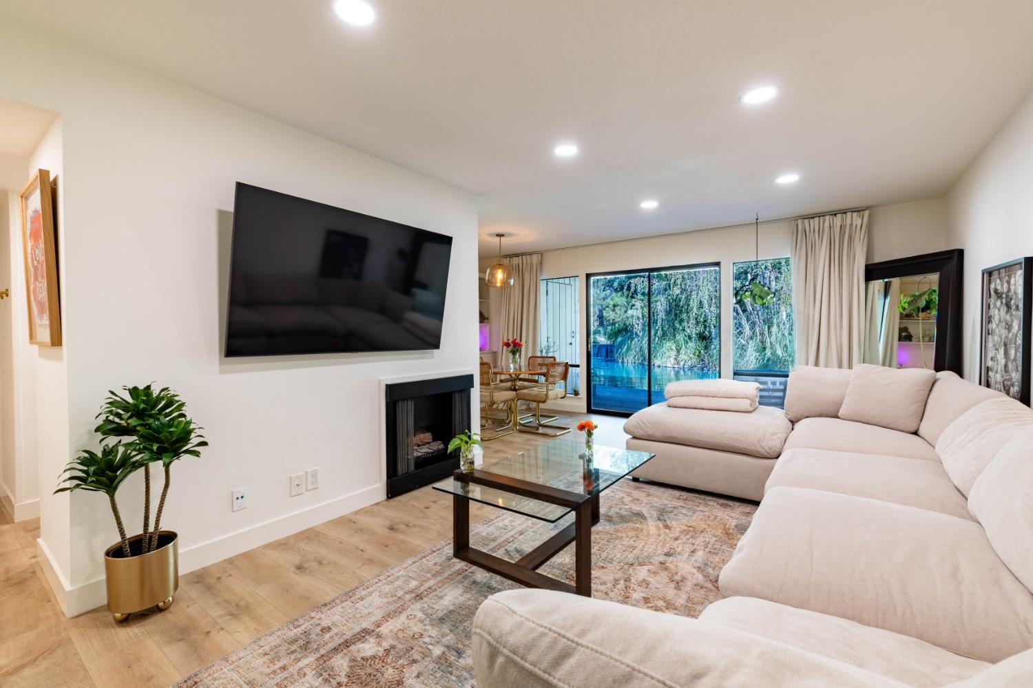 2484 Larkspur Lane 183