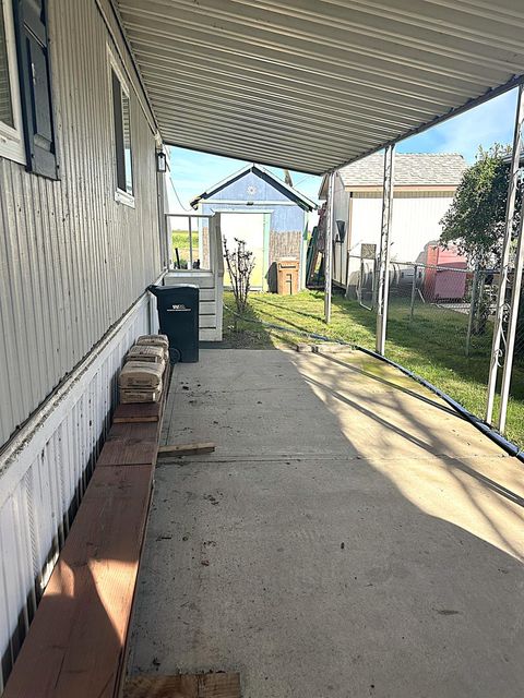 13955 W walnut grove Road 16 Walnut Grove CA 95690