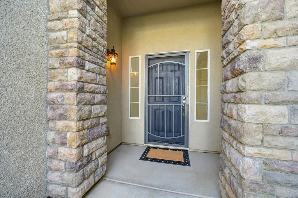 3237 Four Seasons Drive