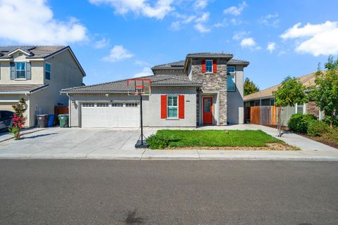 1581 Veteran Street Manteca CA 95337