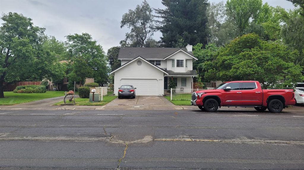 Photo of 6573 Park Riviera Way, Sacramento, CA 95831 (MLS # 226046518)