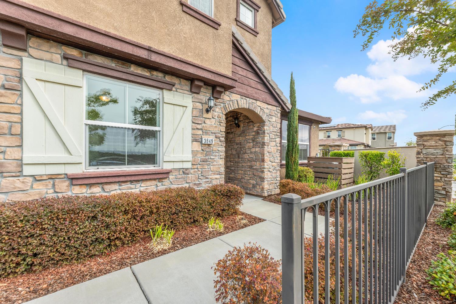 3849 Miners Ravine Drive