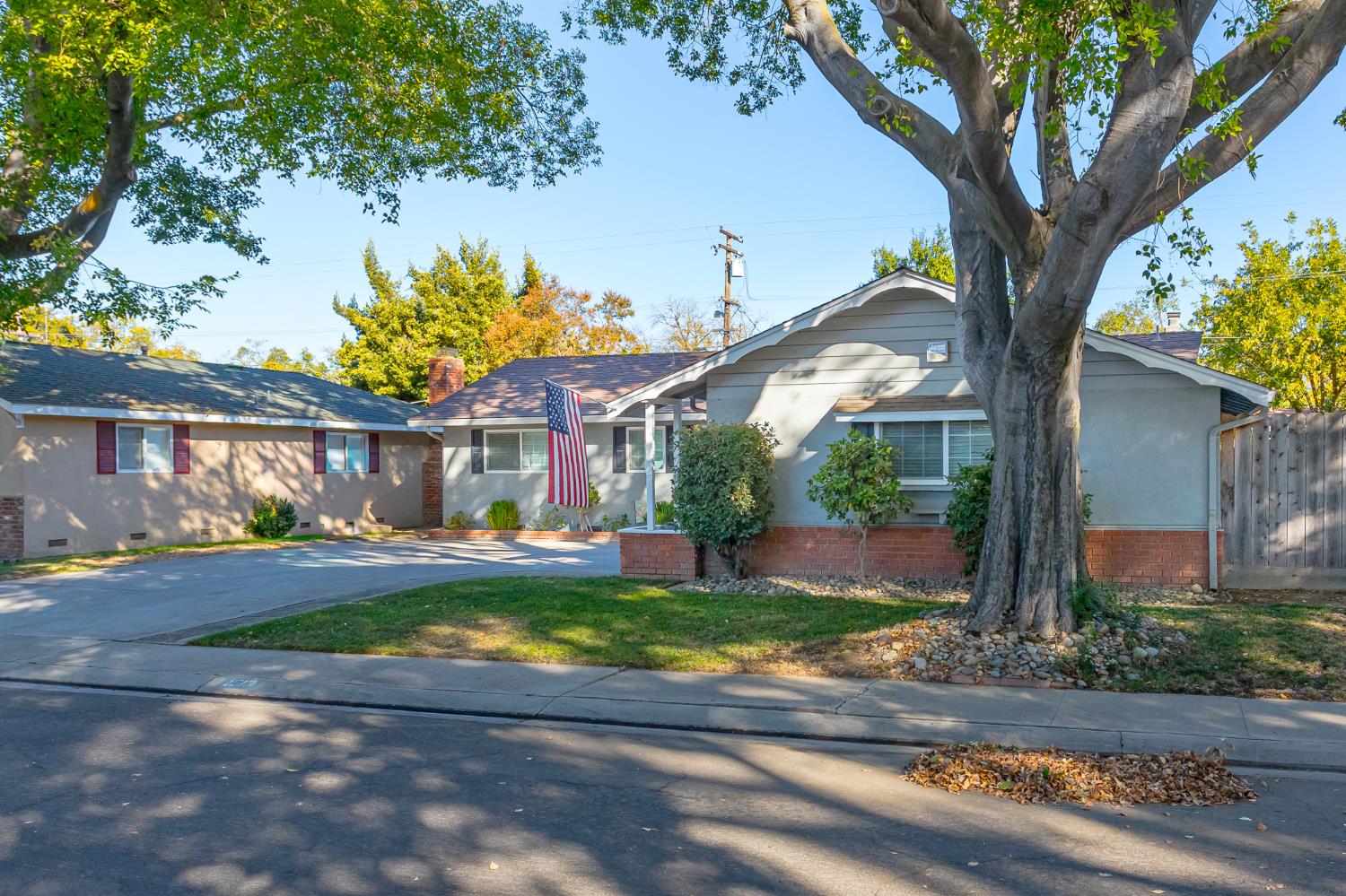 1613 Cherrywood Drive
