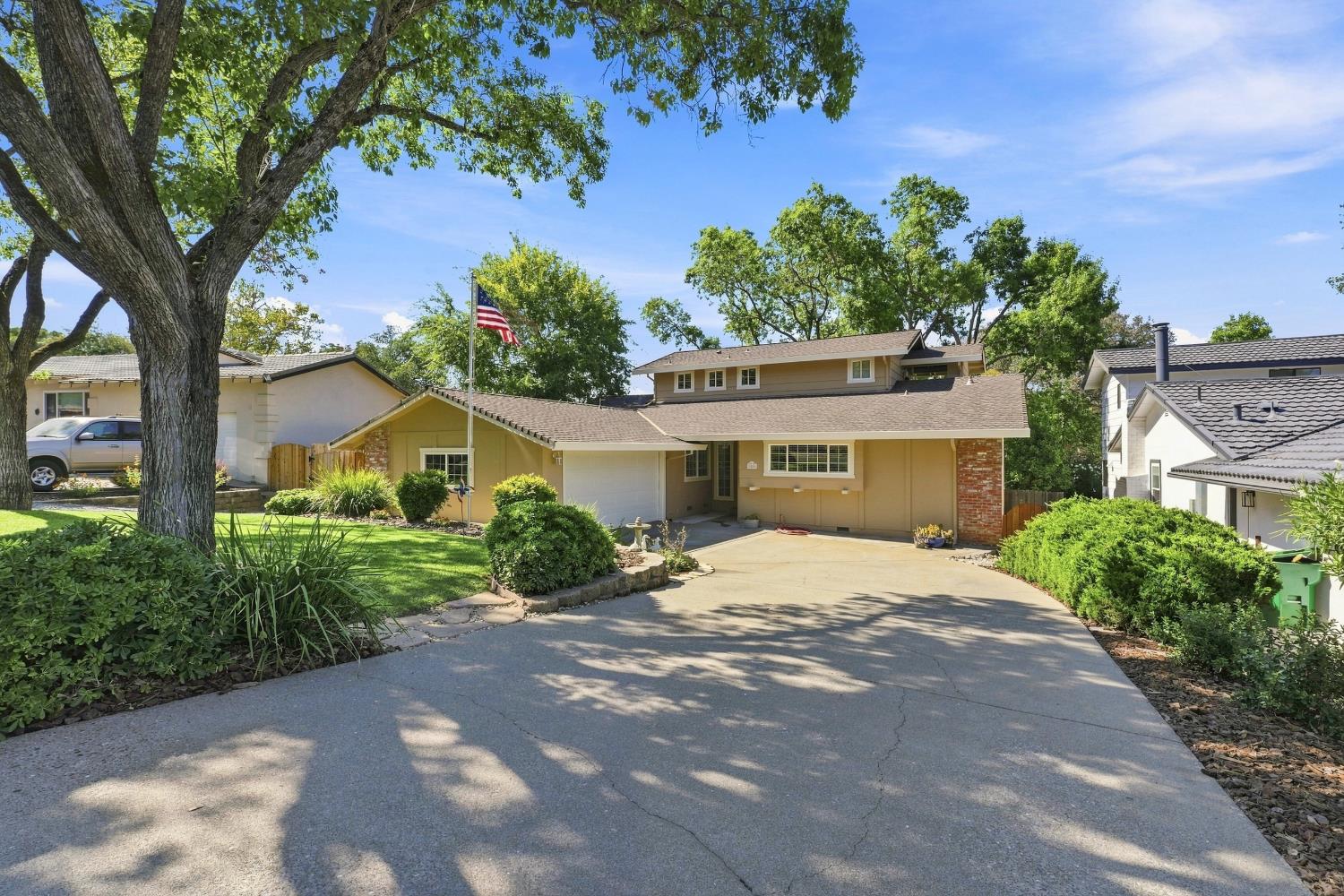 2488 Willowdale Drive