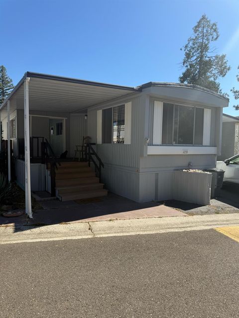 6235 Nob Hill Drive Newcastle CA 95658