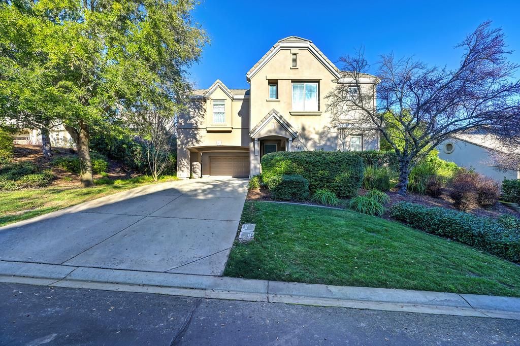 Photo of 211 Tarquina Court, El Dorado Hills, CA 95762 (MLS # 226002241)