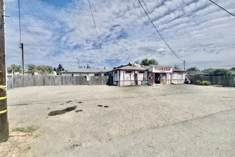 973 North Township Road Yuba City CA 95993