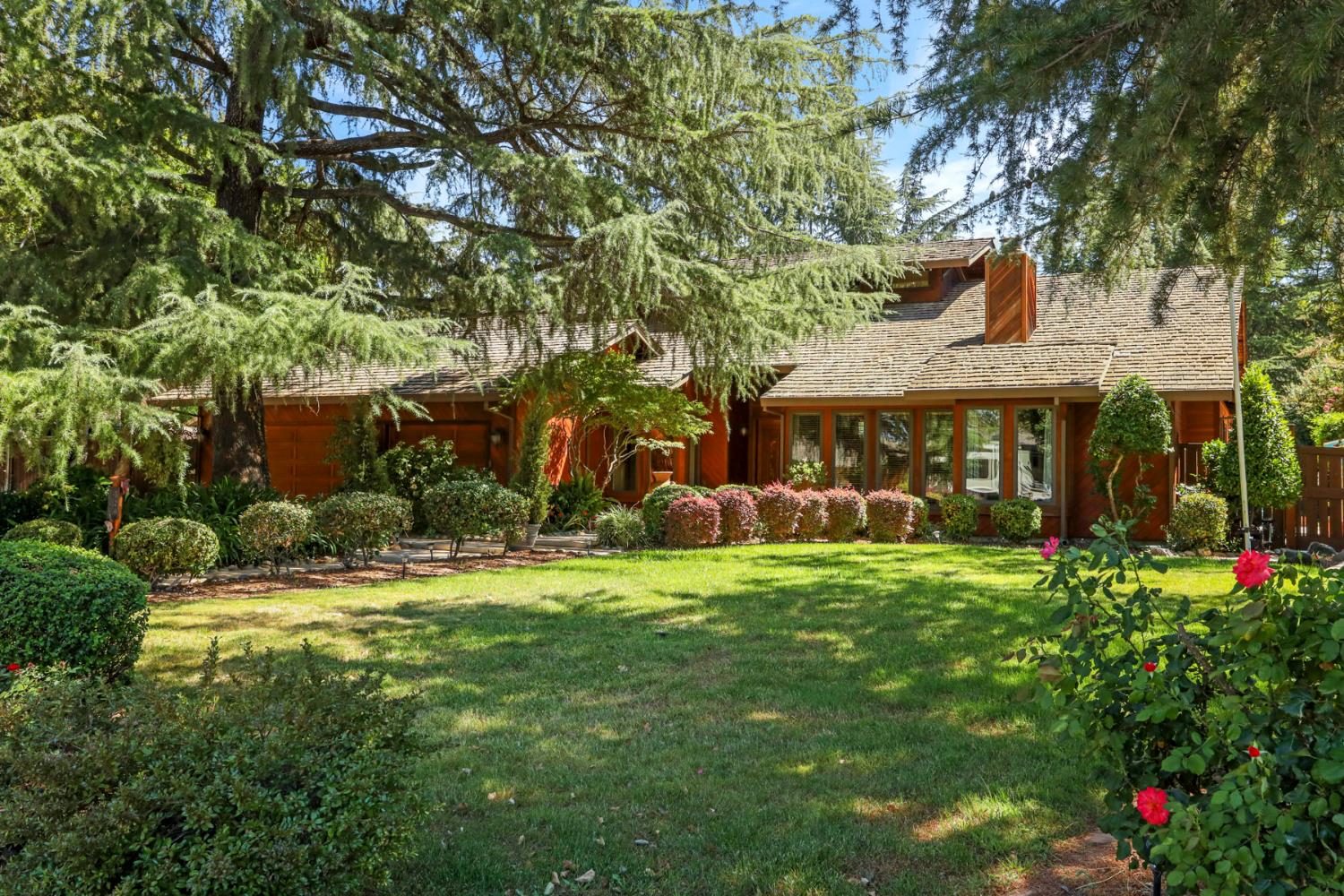 520 Buena Tierra Drive