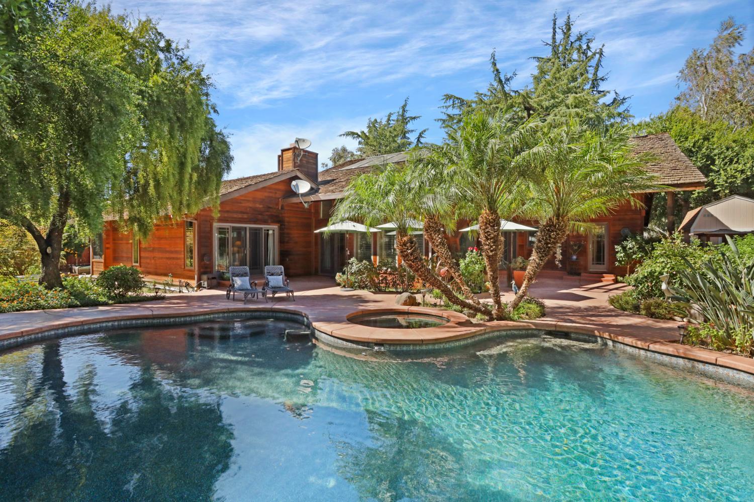 520 Buena Tierra Drive