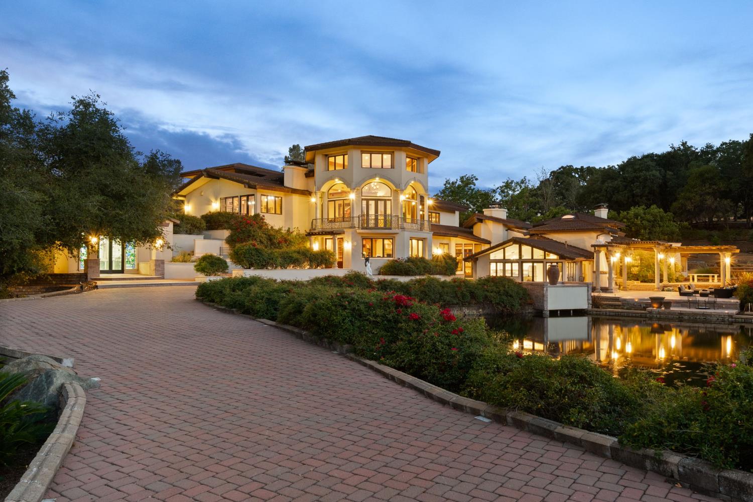 2155 Salmon Valley Ln