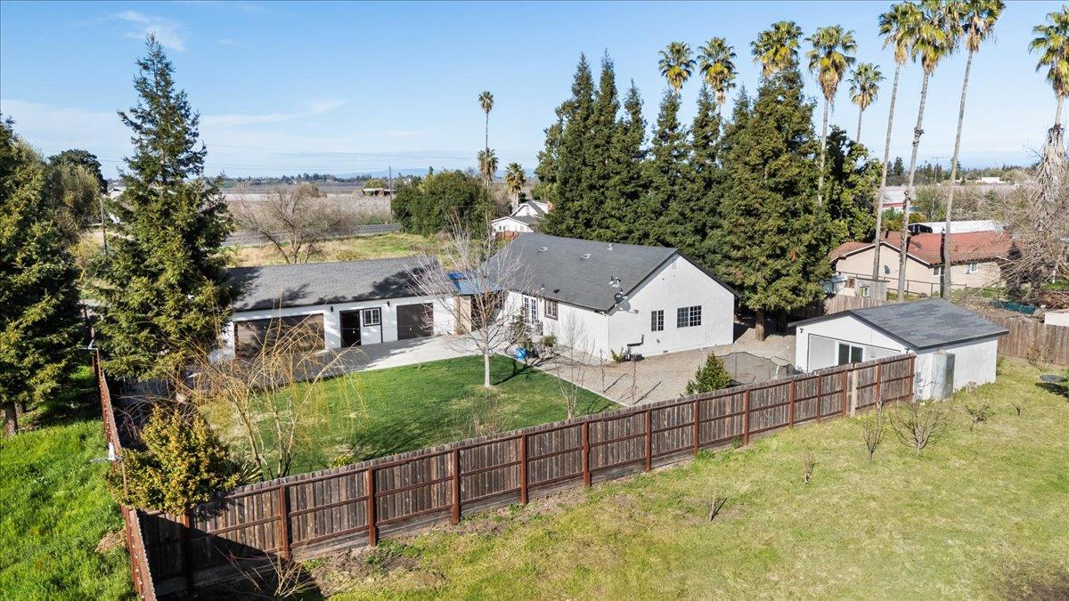 Oakdale, California 95361, United States, 3 Bedrooms Bedrooms, ,2 BathroomsBathrooms,Residential,Pending,84634