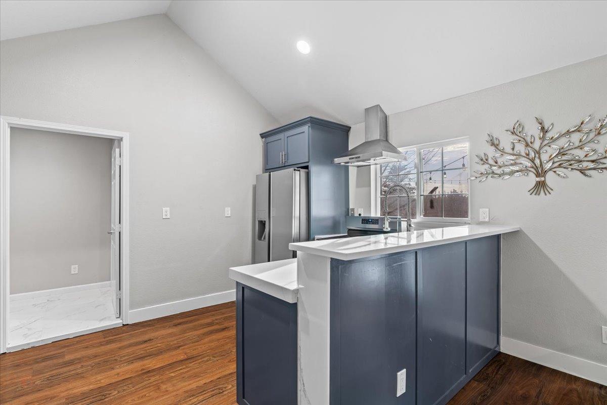 Oakdale, California 95361, United States, 3 Bedrooms Bedrooms, ,2 BathroomsBathrooms,Residential,Pending,84634