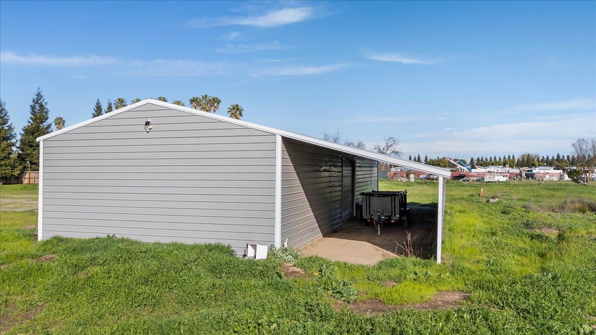 Oakdale, California 95361, United States, 3 Bedrooms Bedrooms, ,2 BathroomsBathrooms,Residential,Pending,84634