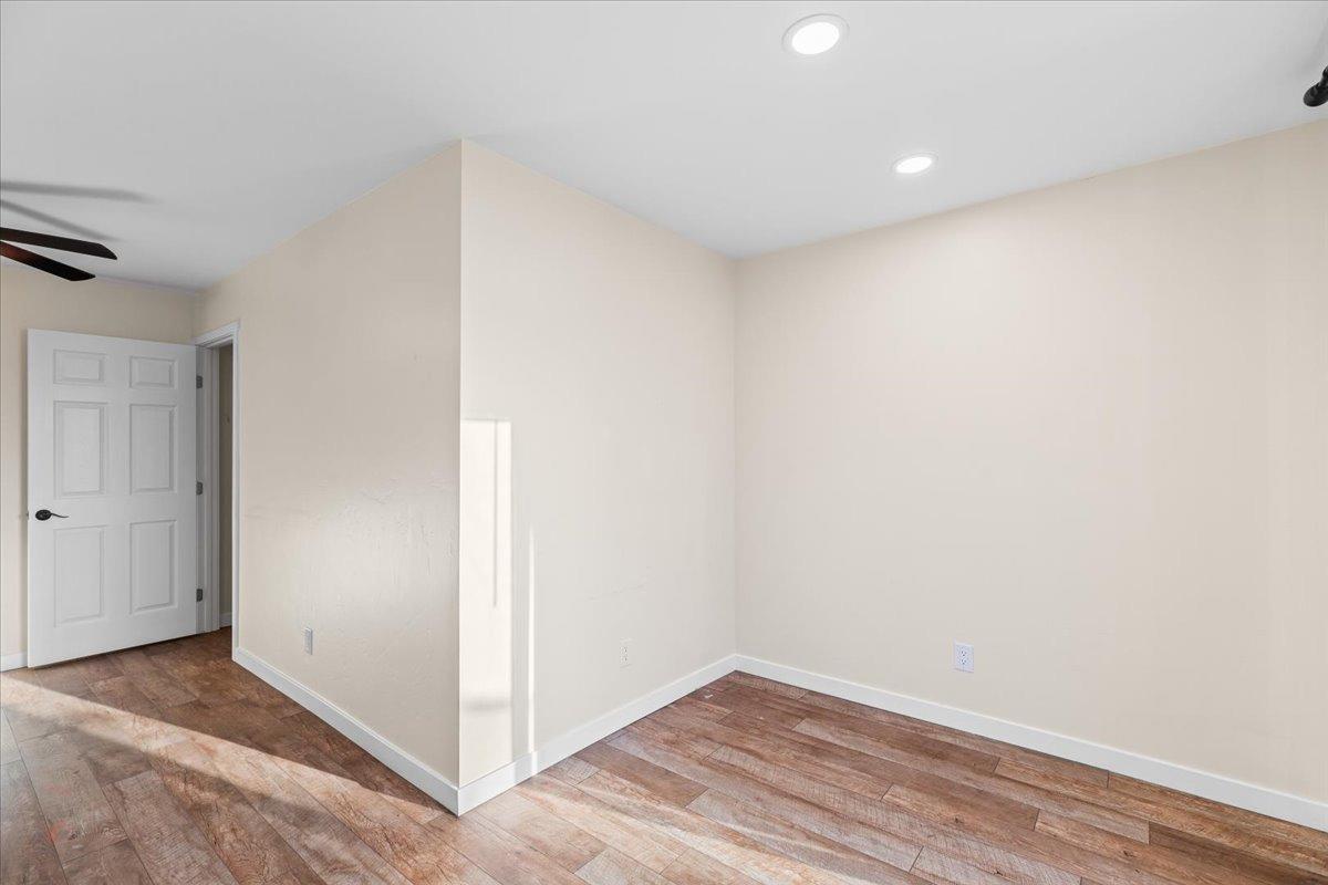 Oakdale, California 95361, United States, 3 Bedrooms Bedrooms, ,2 BathroomsBathrooms,Residential,Pending,84634