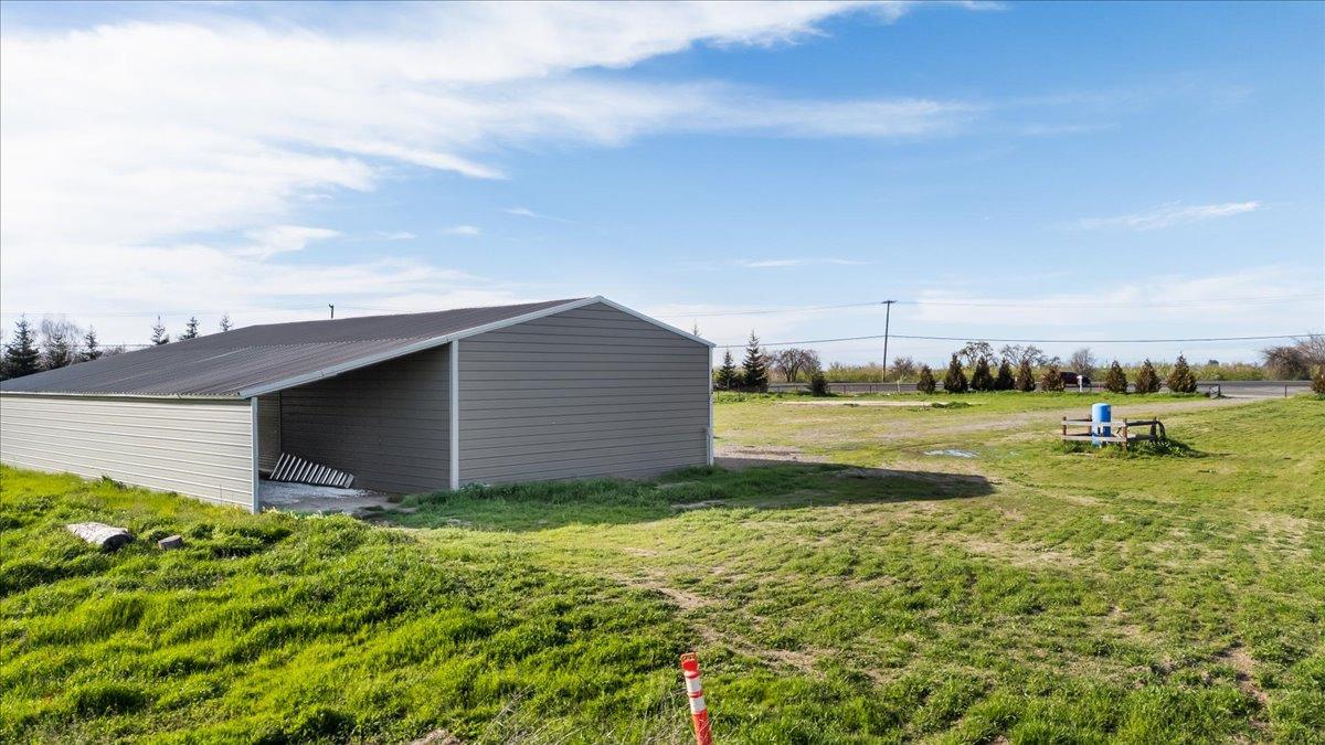 Oakdale, California 95361, United States, 3 Bedrooms Bedrooms, ,2 BathroomsBathrooms,Residential,Pending,84634