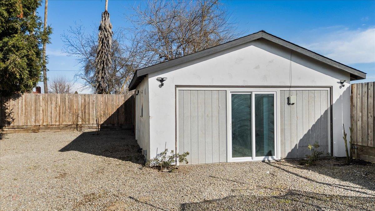 Oakdale, California 95361, United States, 3 Bedrooms Bedrooms, ,2 BathroomsBathrooms,Residential,Pending,84634