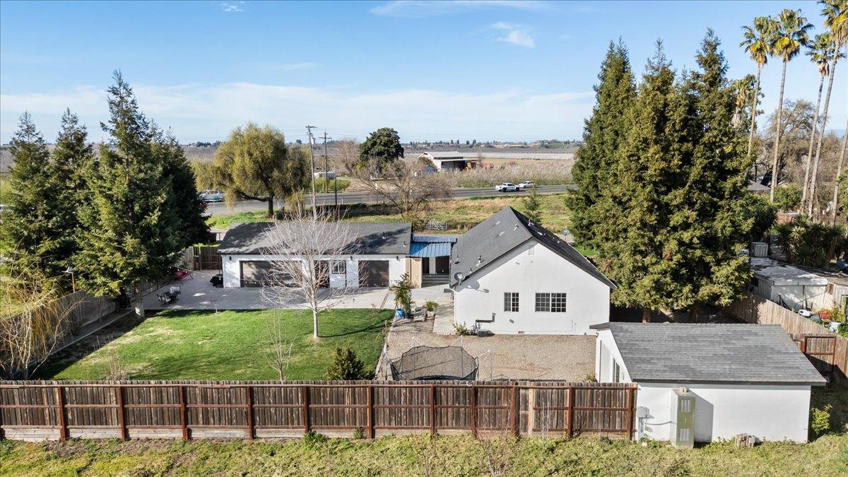 Oakdale, California 95361, United States, 3 Bedrooms Bedrooms, ,2 BathroomsBathrooms,Residential,Pending,84634