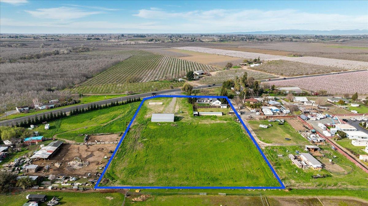 Oakdale, California 95361, United States, 3 Bedrooms Bedrooms, ,2 BathroomsBathrooms,Residential,Pending,84634