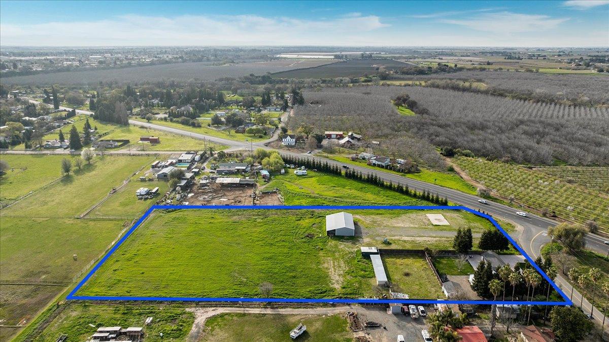 Oakdale, California 95361, United States, 3 Bedrooms Bedrooms, ,2 BathroomsBathrooms,Residential,Pending,84634