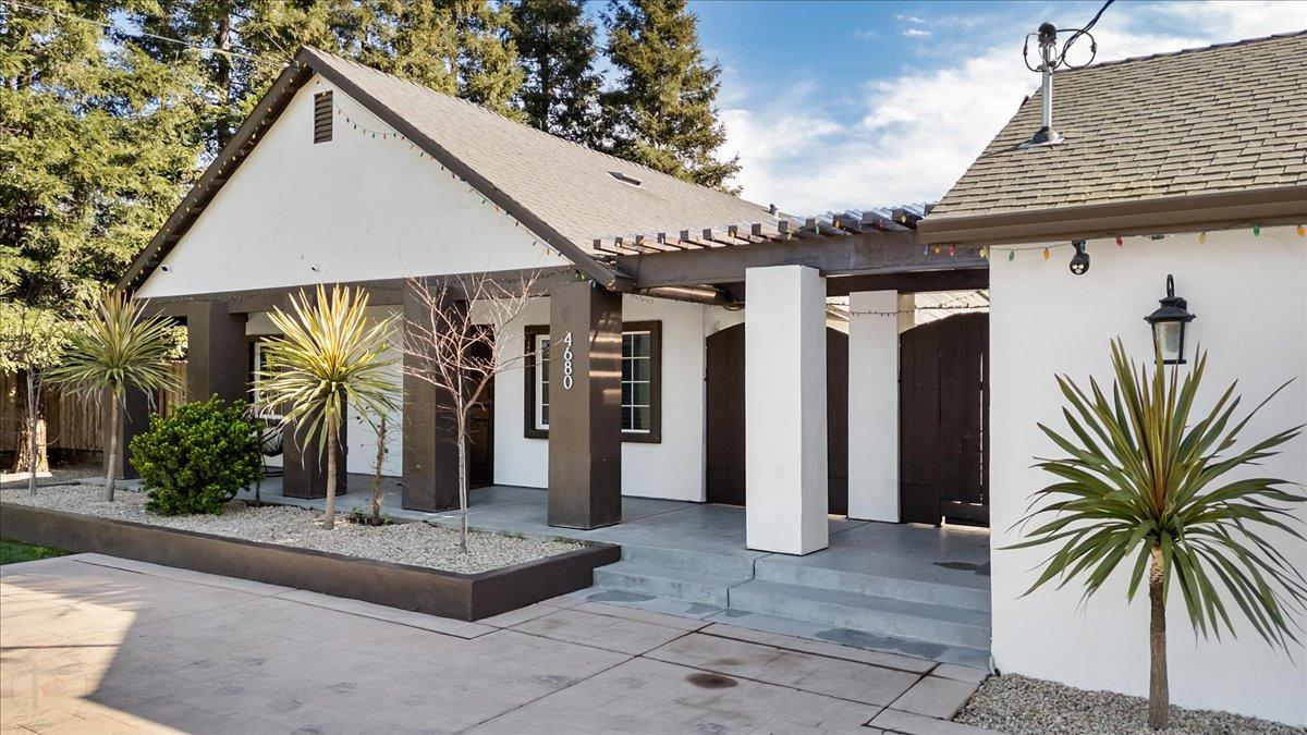 Oakdale, California 95361, United States, 3 Bedrooms Bedrooms, ,2 BathroomsBathrooms,Residential,Pending,84634