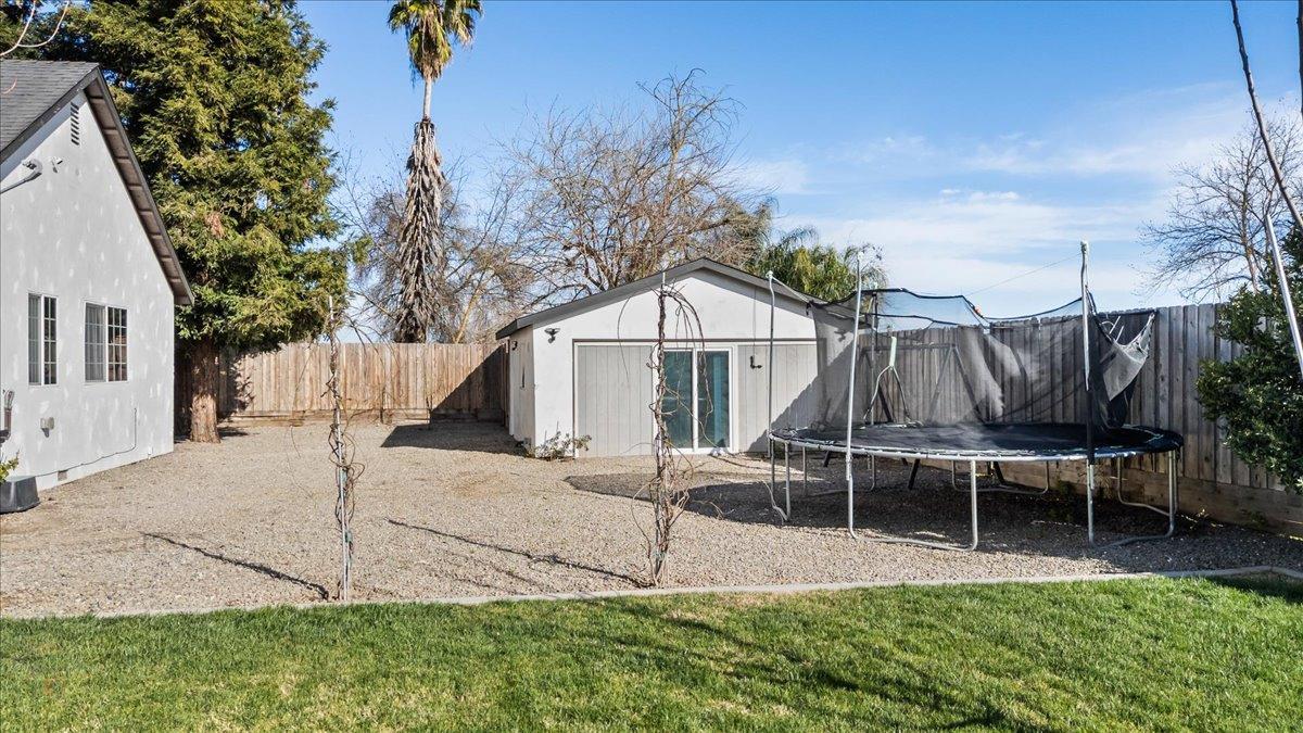 Oakdale, California 95361, United States, 3 Bedrooms Bedrooms, ,2 BathroomsBathrooms,Residential,Pending,84634