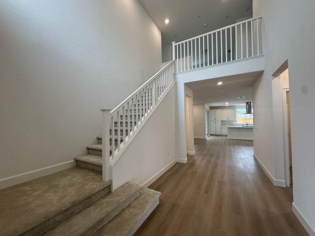 425 SE Crescent Moon Court