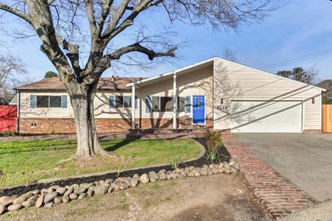 7055 Winding Way Fair Oaks CA 95628