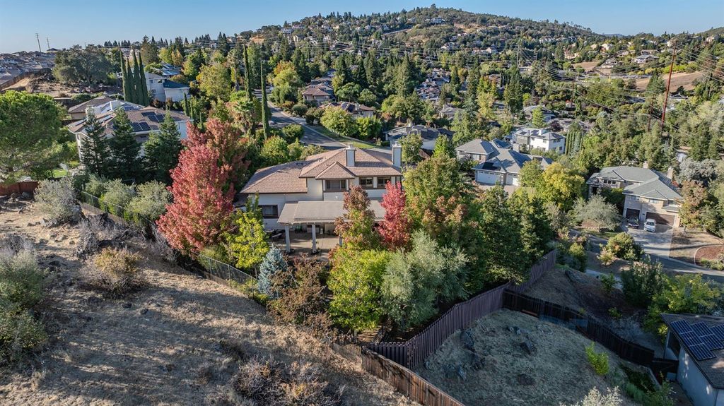 Photo of 377 Platt Cir, El Dorado Hills, CA 95762 (MLS # 226005892)