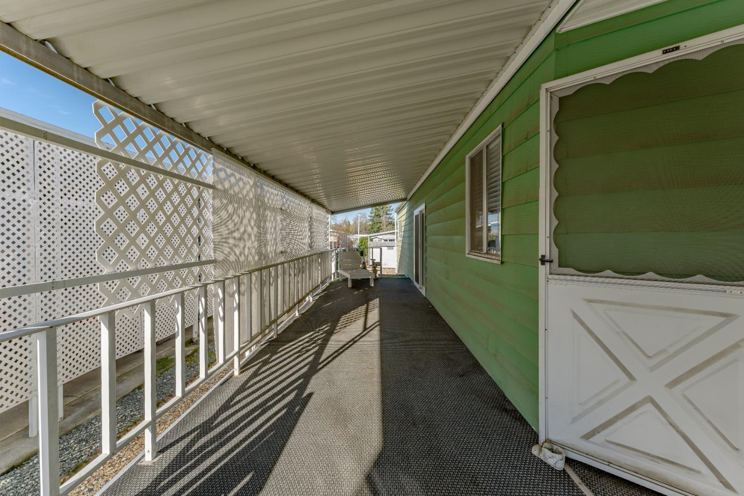 6900 Almond Avenue 33
