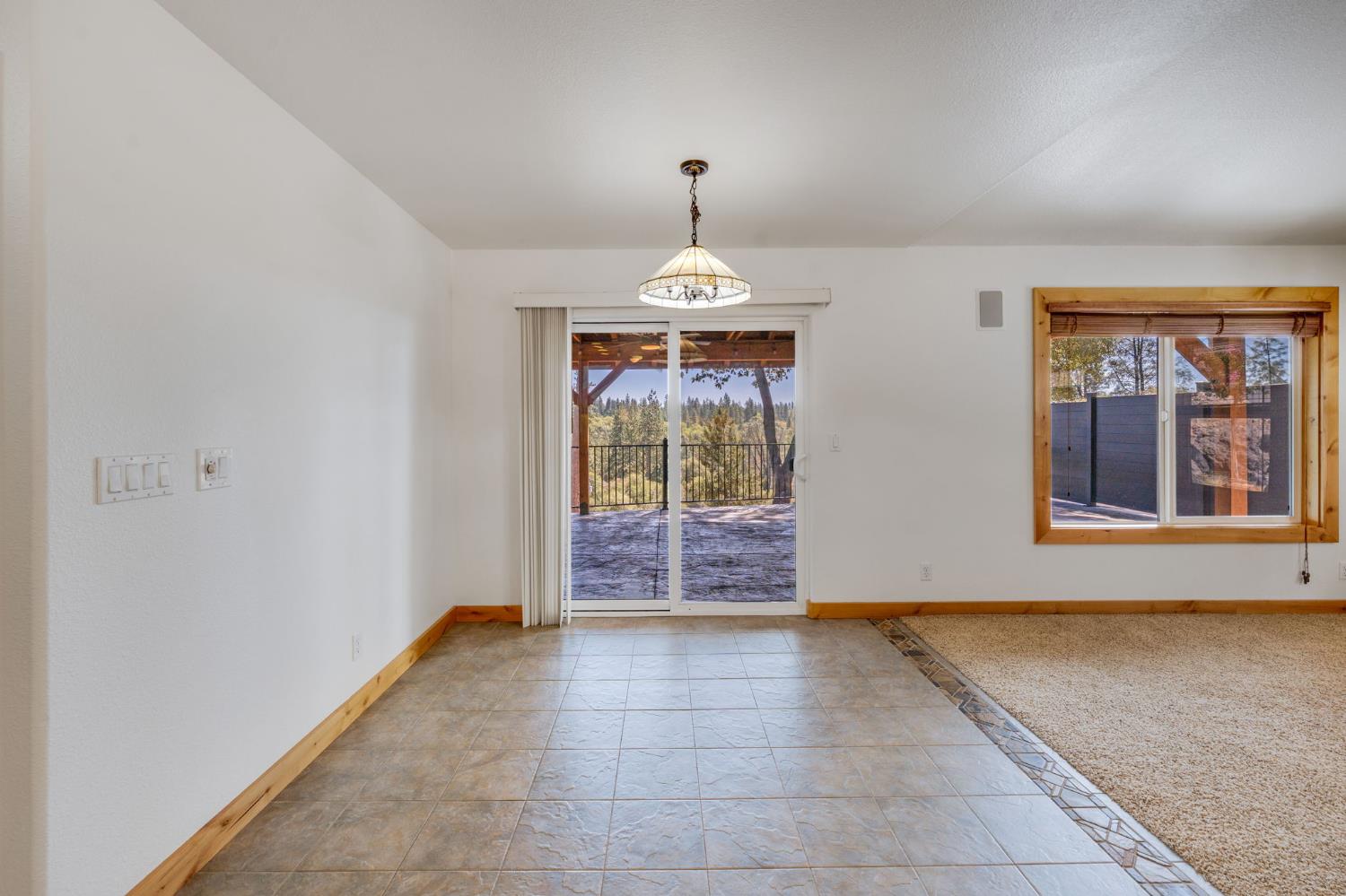 1715 Karen Way